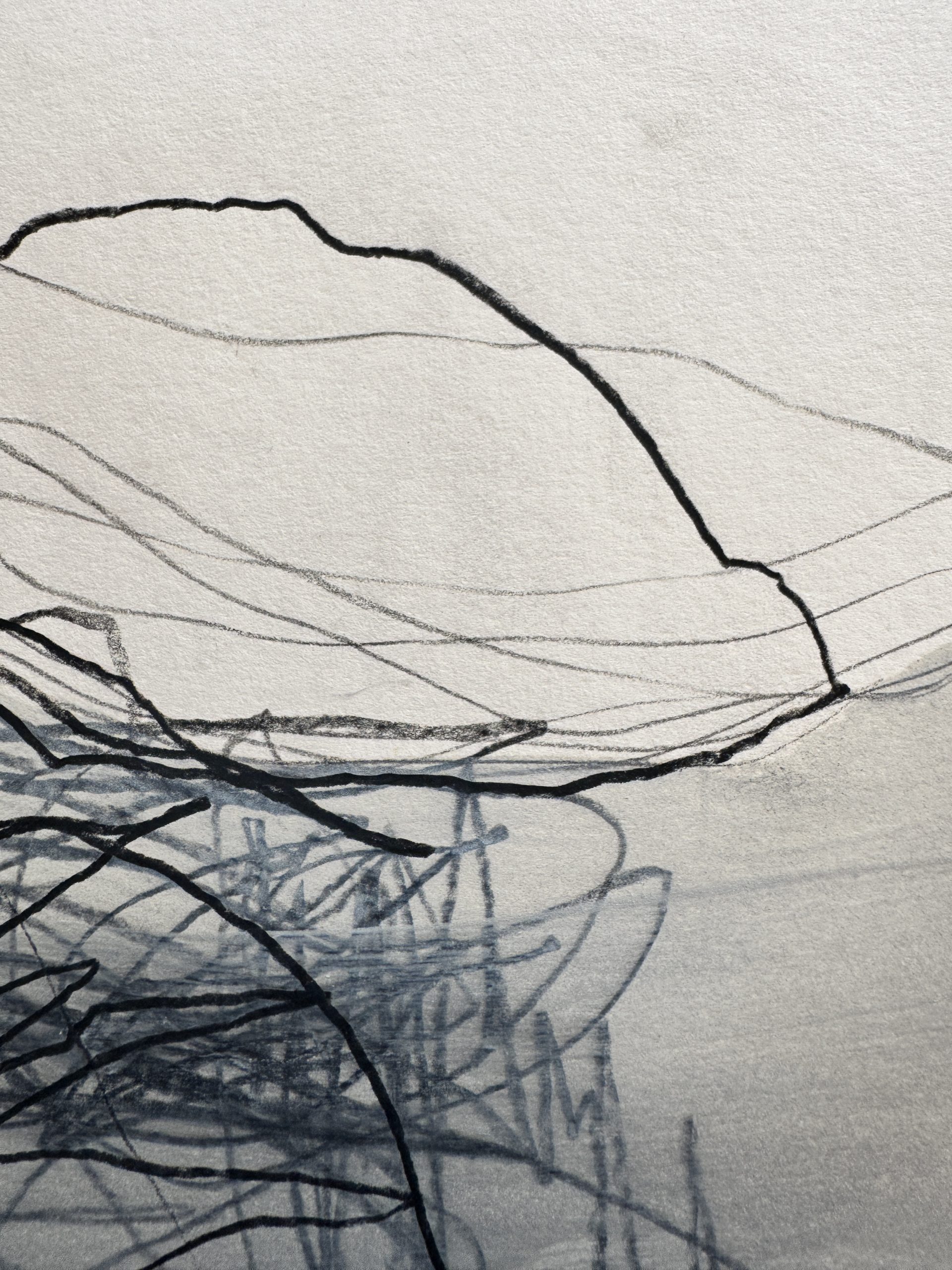 Linien auf Papier im Atelier von Claudia Keupen
